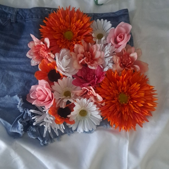 Custom Shorts - Picture 3 of 5